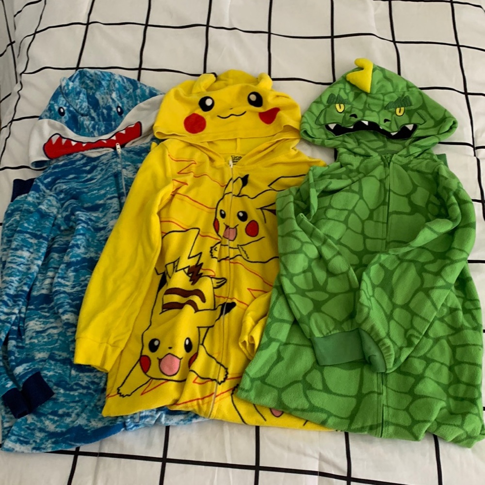 Onesie pajama lot of 3